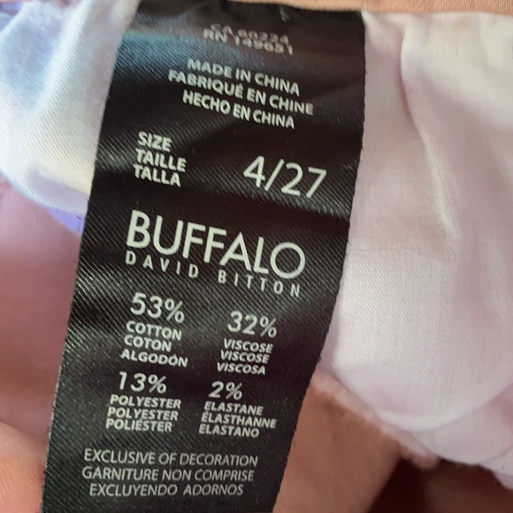 Buffalo David Bitton || Aubrey; Mid-Rise•Super Soft•Capri Jeans; Size 4/27 - Picture 13 of 14